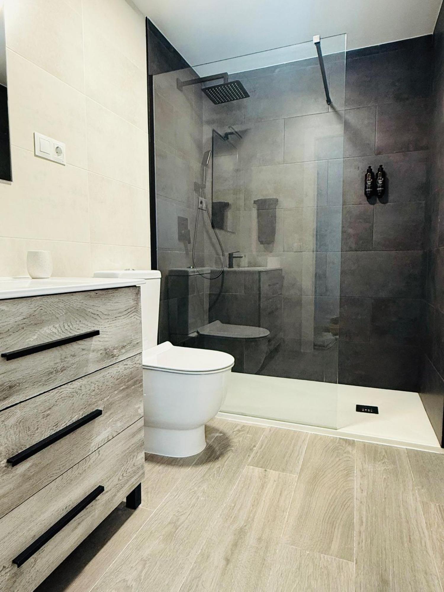 Luxury Carihuela Beach Torremolinos Eksteriør billede