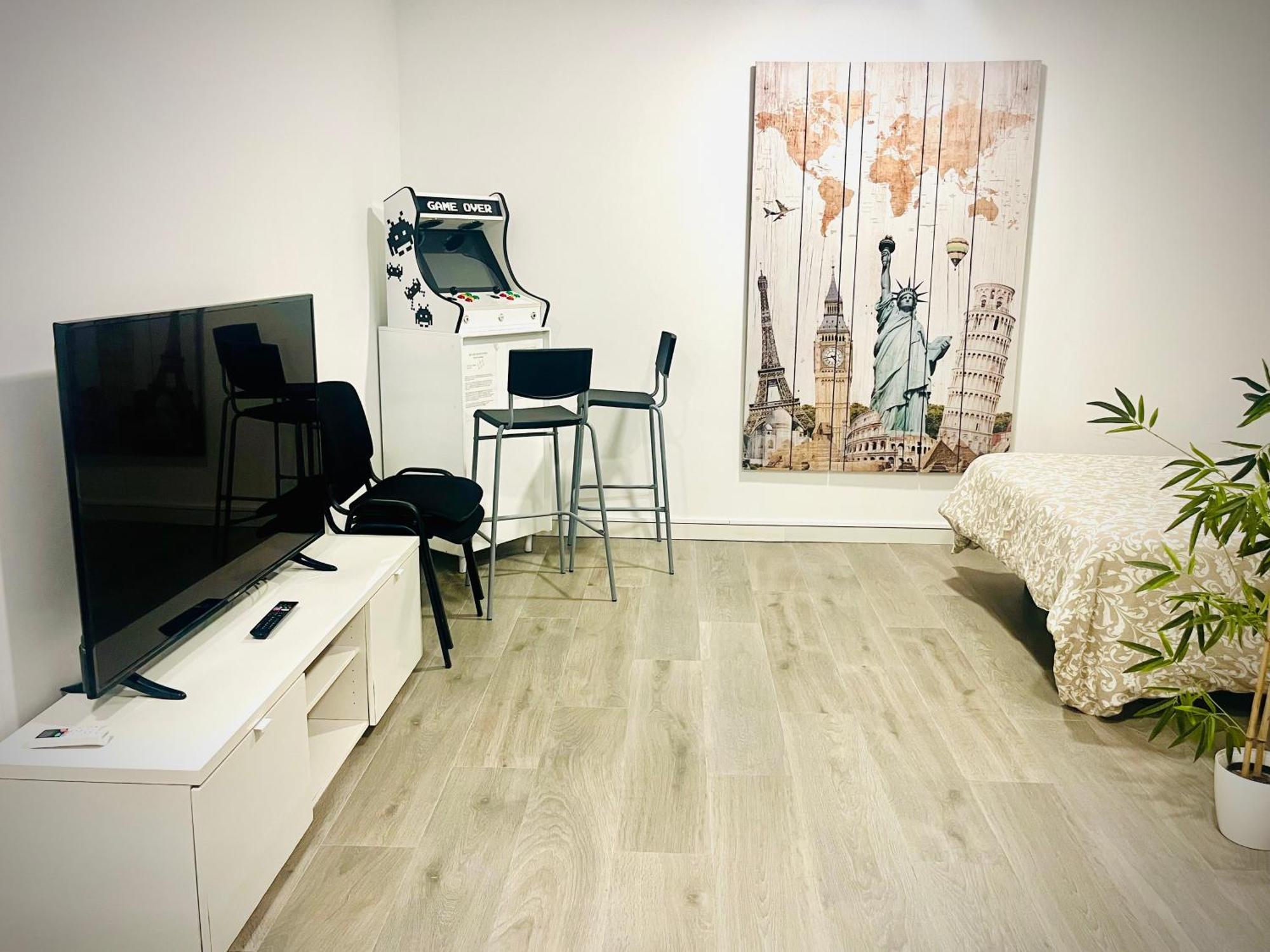Luxury Carihuela Beach Torremolinos Eksteriør billede